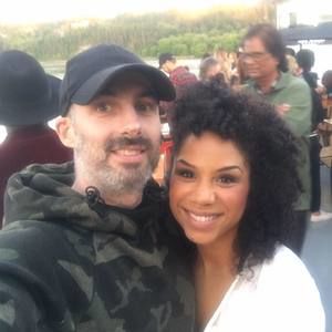 Meet your Posher, Maxine